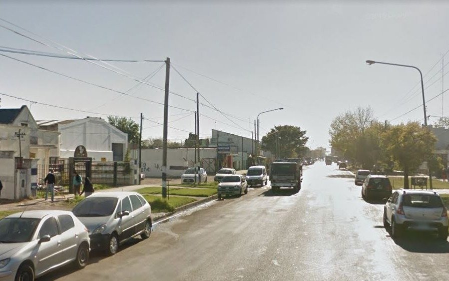 Golpe comando en Los Hornos: roban 200 baterías de un local valuadas en más de $ 600 mil