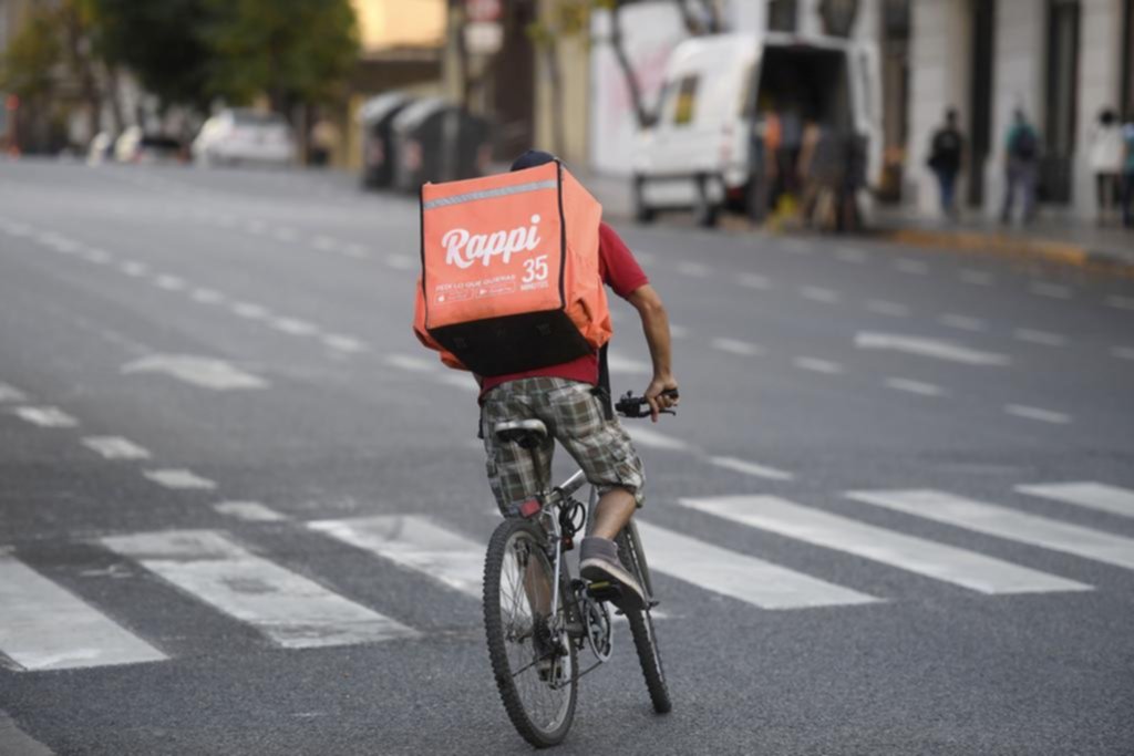 La Justicia ordenó prohibir el delivery en bicicleta en Capital