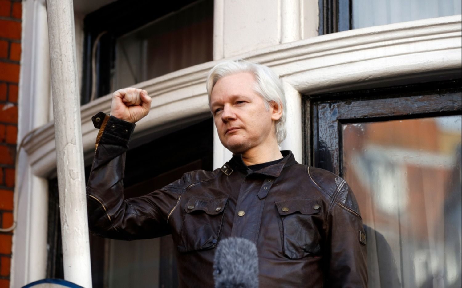 Assange, la persona detrás del personaje
