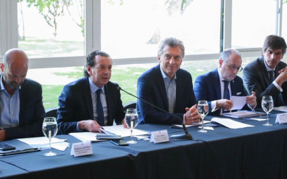 Para el ministro de Producción, el trabajo informal "es la contracara de la pobreza de un país"