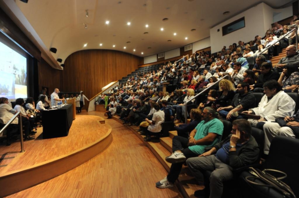 Médicos en alerta ante el inminente aumento de los aportes a la Caja