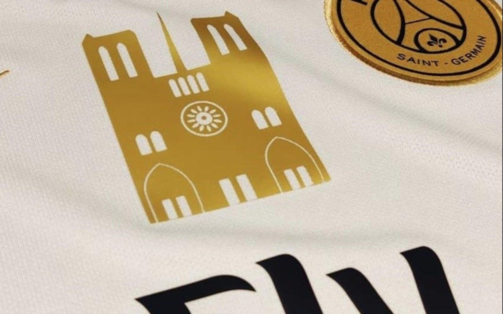 El incendio de Notre Dame y un detalle en la camiseta del PSG