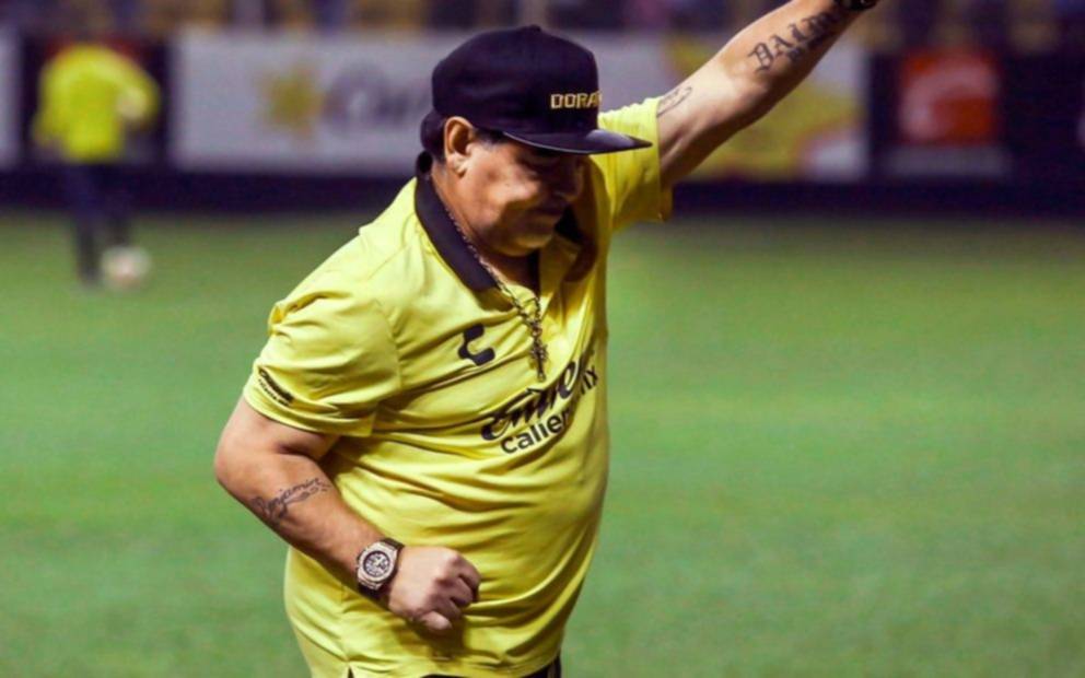 El equipo de Maradona debutó con una sonrisa en la Liguilla por el Ascenso
