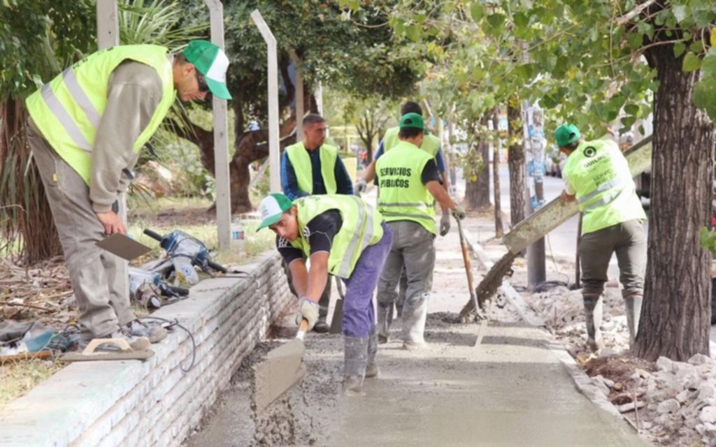 Obras en plaza de Ezpeleta