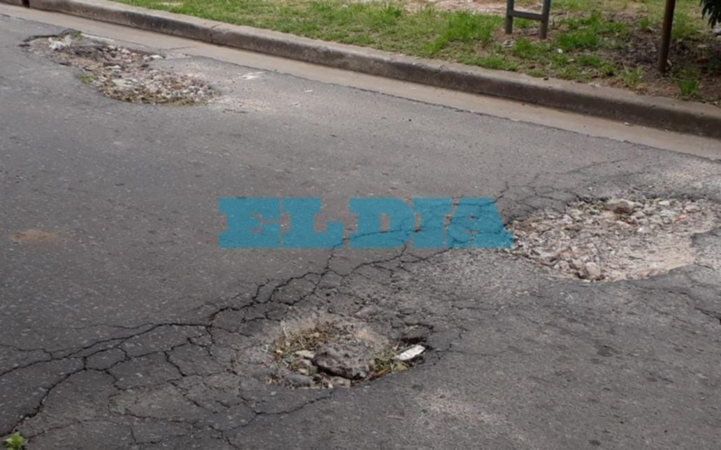 Piden por el arreglo de una calle en Villa Elvira