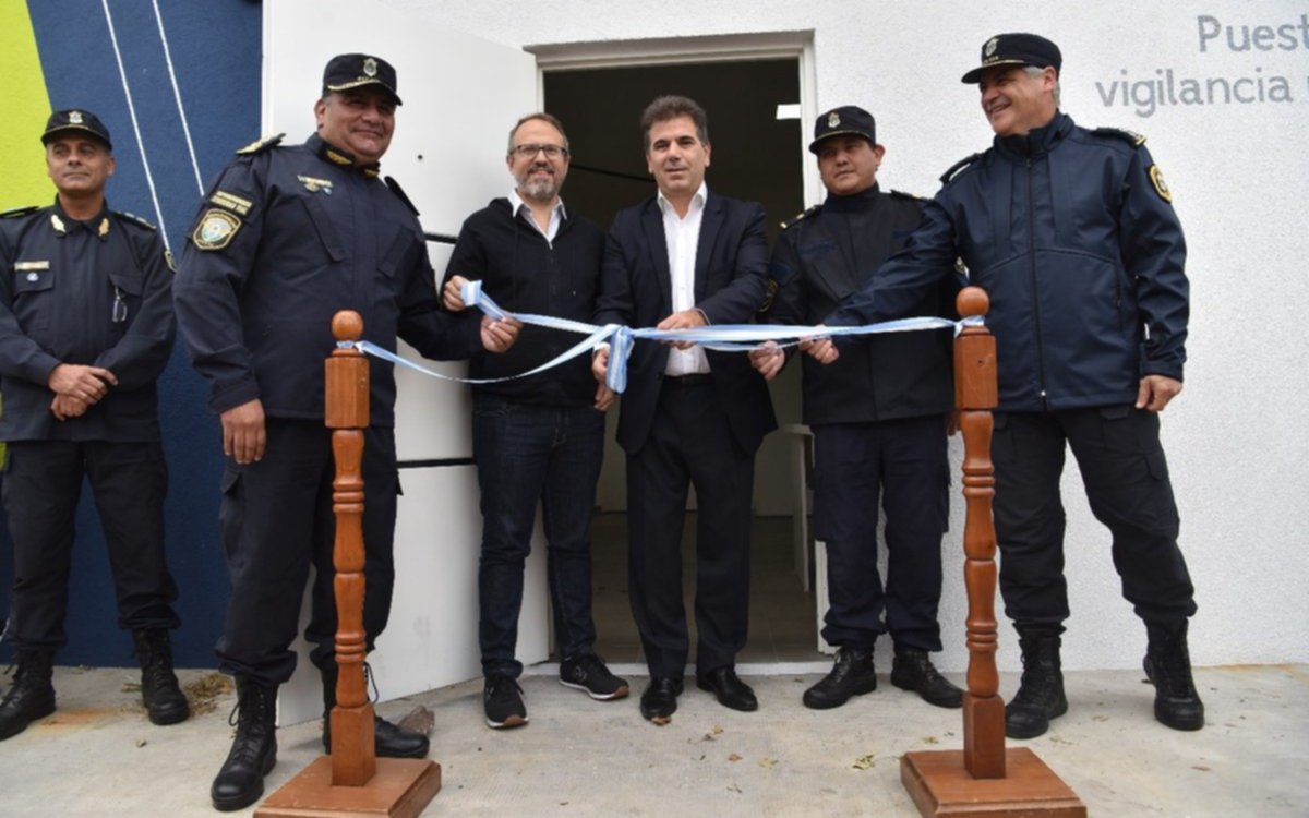 Ritondo inauguró un destacamento de Seguridad Vial y una nueva comisaría de la Mujer