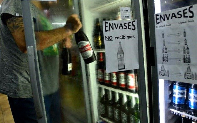 Vuelve a regir la restricción de venta de bebidas alcohólicas a las 21 en la Provincia
