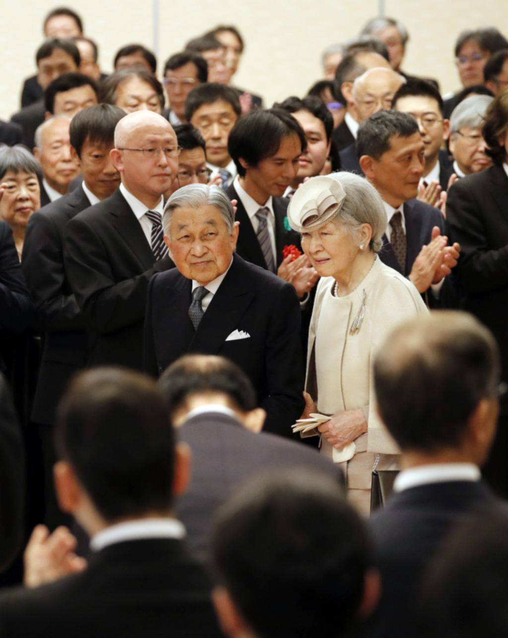 El fin de una era: luego de 200 años abdicará un emperador en Japón