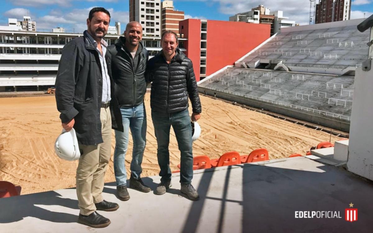 Verón sobre 1: "Un trabajo revolucionario que encierra un espíritu de lucha"