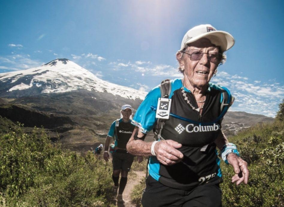 Elisa, la nona que a sus 81 años cruzó la Cordillera corriendo