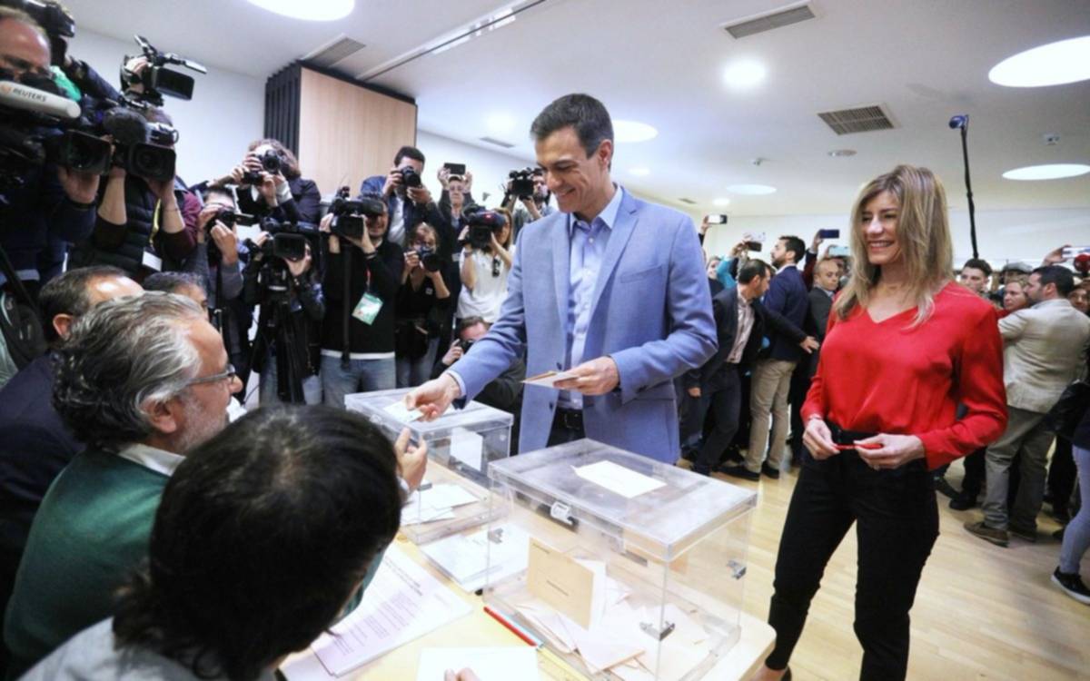 Elecciones en España: el socialista Pedro Sánchez se queda con la victoria