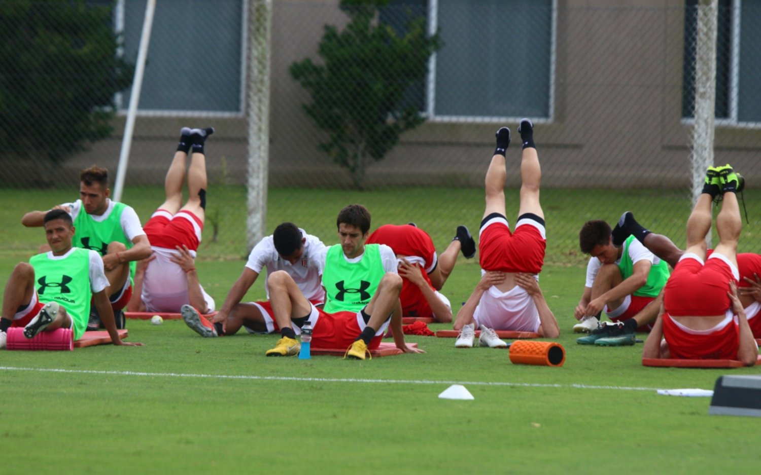 Estudiantes regresó a las prácticas y ya piensa en la revancha ante Racing