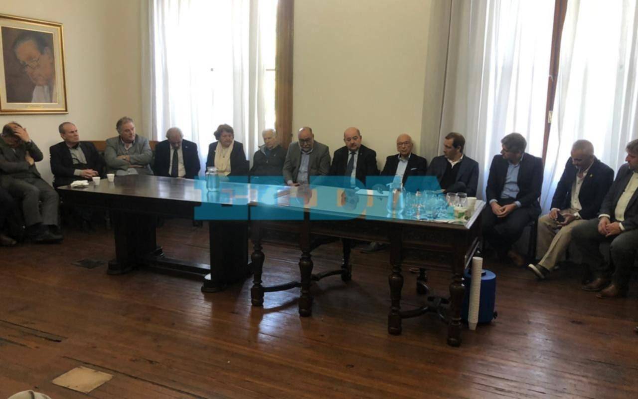 Garro encabezó la primera reunión del  Consejo Consultivo de la Producción
