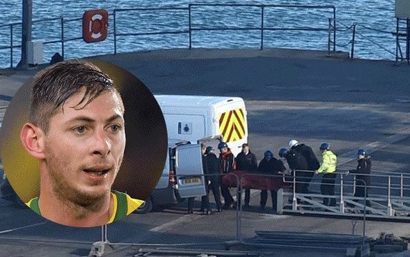 Dos detenidos por la filtración de las fotos de Emiliano Sala