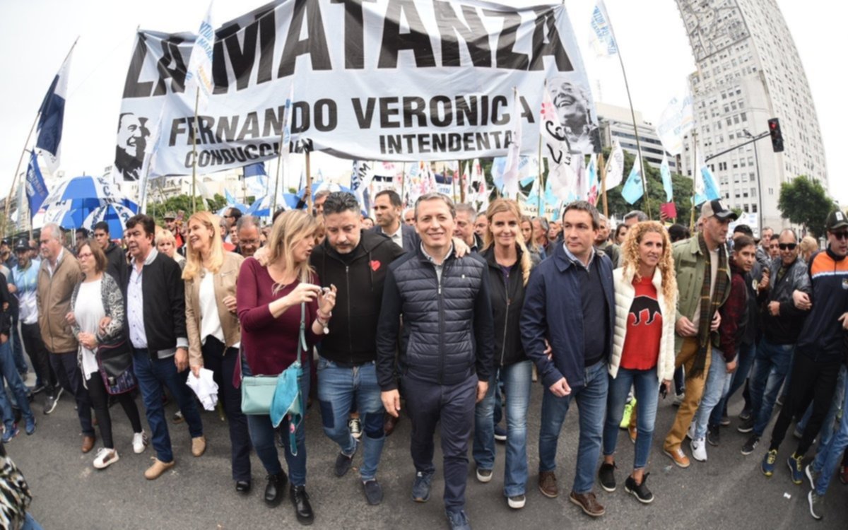 Para el PJ bonaerense el Gobierno "no escucha" y entonces hay que "plantarse acá"