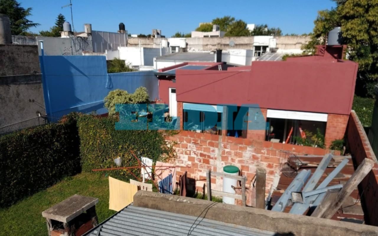 Alerta vecinal en un barrio de La Plata: denuncian varios robos por los techos en cuarentena