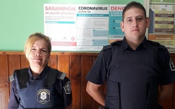 Policías ayudaron a dar a luz a una mujer en su casa de Berisso