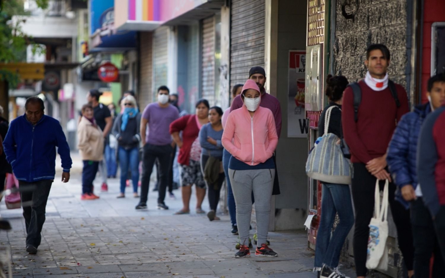 Restringirán la aplicación de vacunas anti gripales en La Plata para priorizar a los grupos de riesgo
