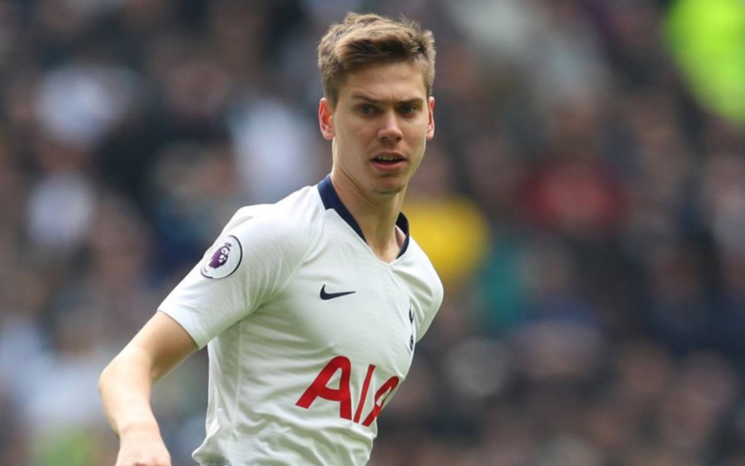 El equipo de Foyth sólo reducirá los sueldos de la junta directiva
