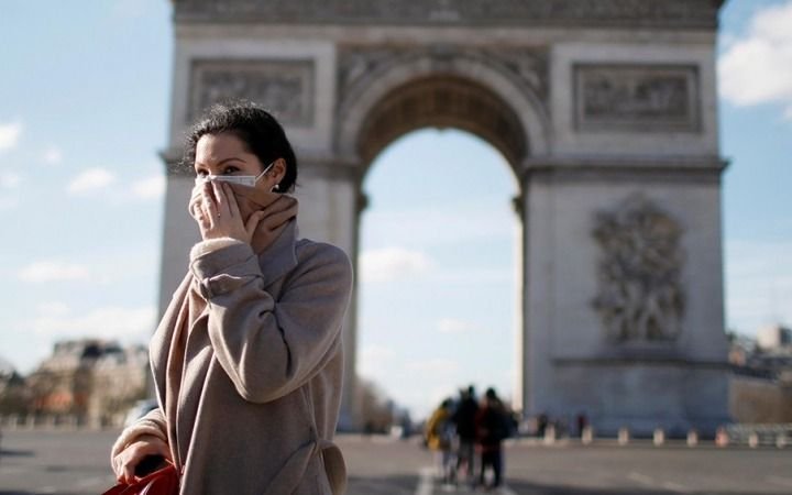 Francia reporta 574 muertes más en 24 horas por coronavirus y roza los 15.000 fallecidos