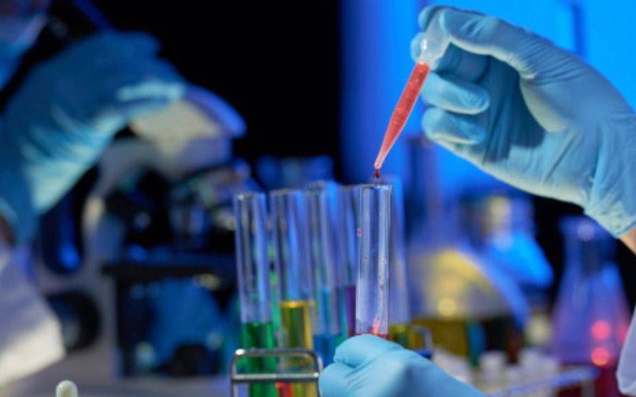 Según la OMS, hay 70 vacunas en desarrollo contra el COVID-19