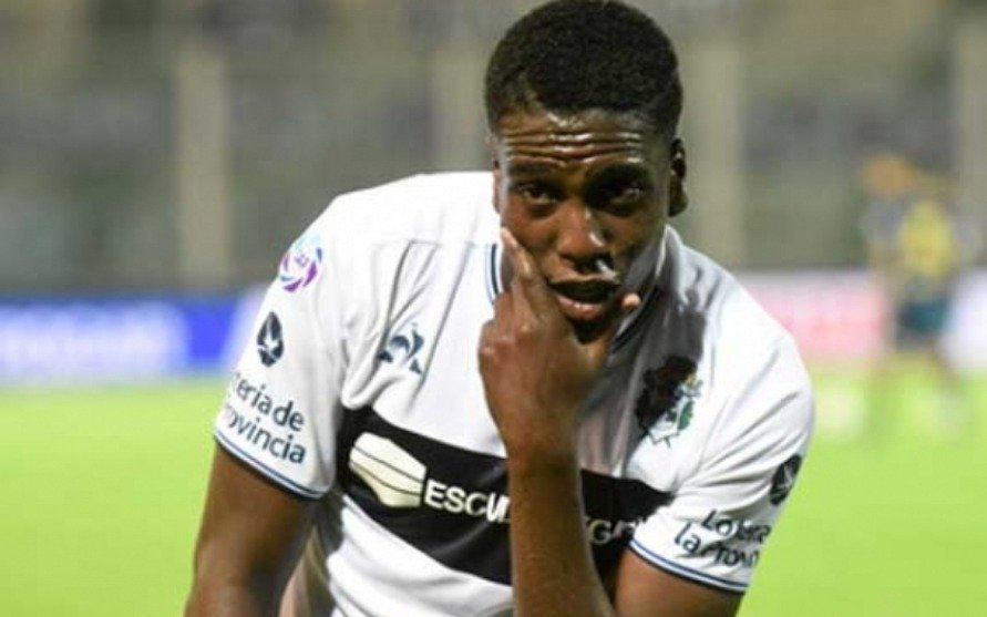 Al ex Gimnasia Jan Hurtado lo quieren llevar al fútbol italiano