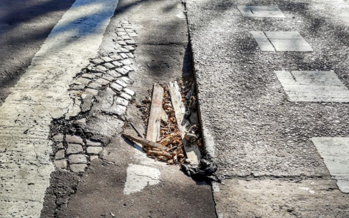 Aseguran que un bache en zona céntrica es una "trampa portal"
