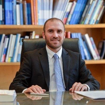 Presentan, con pedidos de fuerte quita, la oferta para la reestructuración de la deuda
