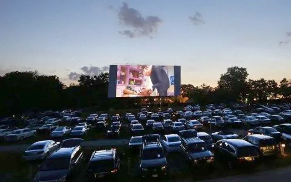 Los autocines podrían ponerse nuevamente a la moda en cuarentena