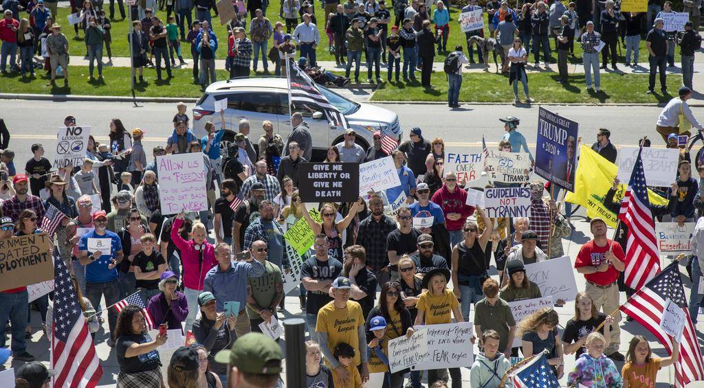 Trump impulsa una rebelión contra el confinamiento