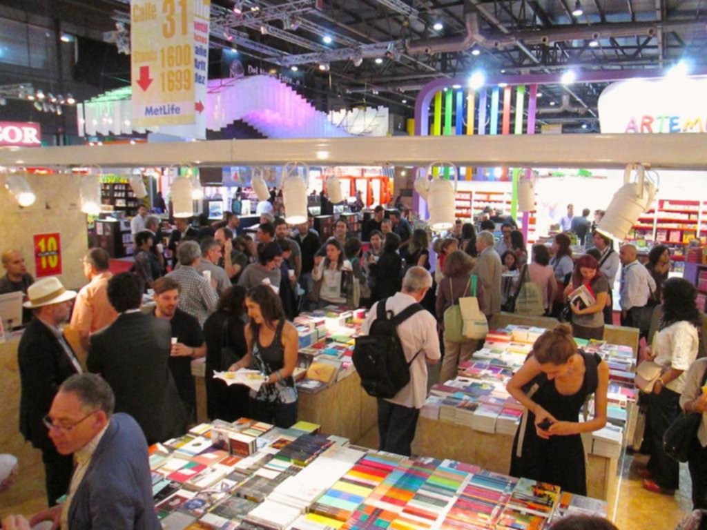 Organizadores de la Feria del Libro analizan un formato alternativo