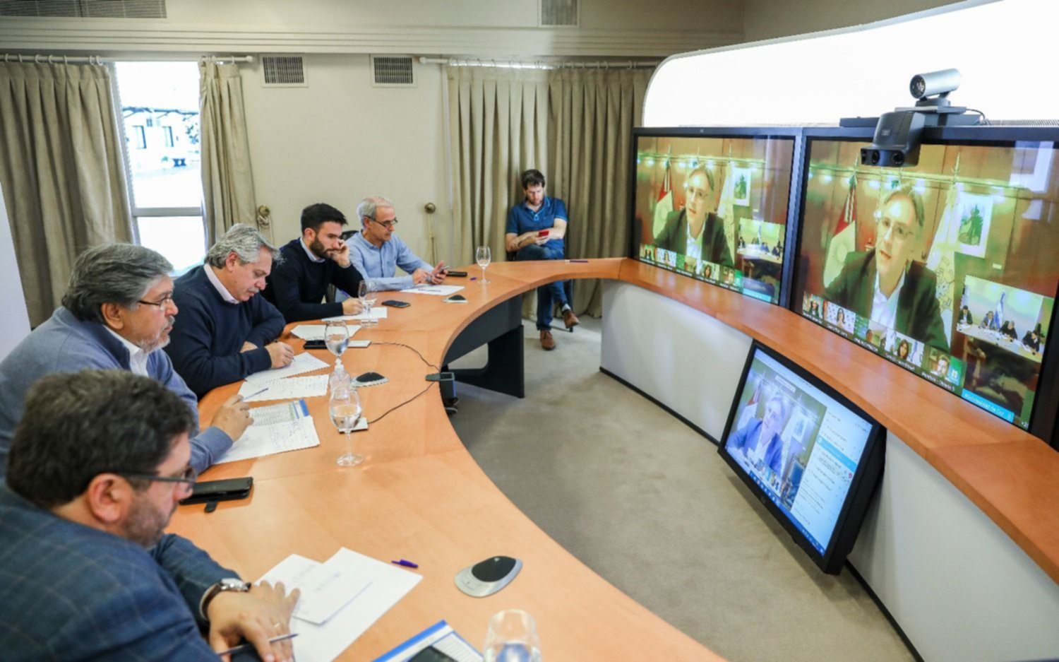 Flexibilizan la cuarentena para el comercio on line y algunas actividades profesionales