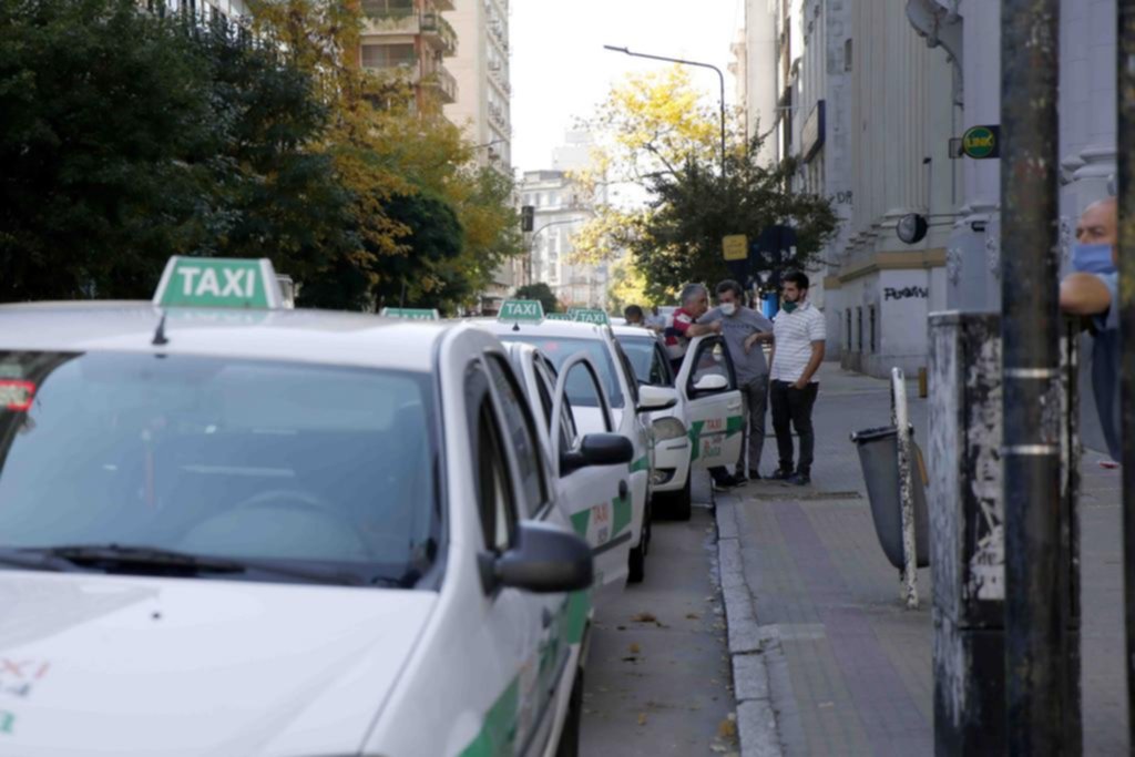 Los taxistas, en la trinchera de todo frente al parate