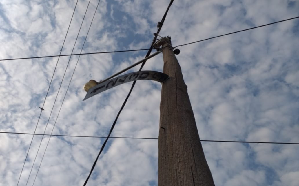 En City Bell aseguran que una esquina es "una boca de lobo"