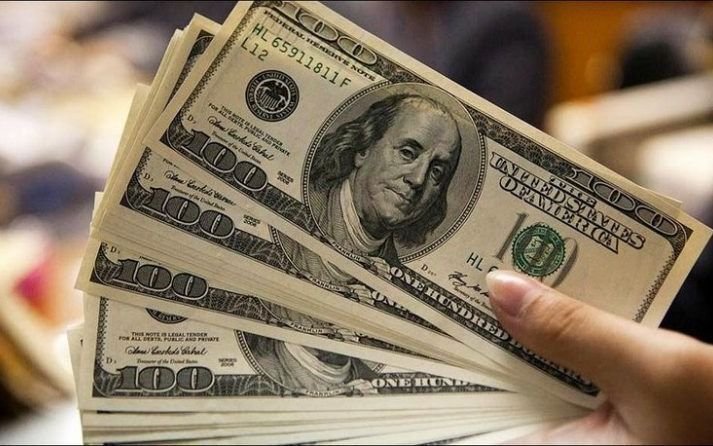El dólar subió en todas sus modalidades: el blue cerró a 110 pesos