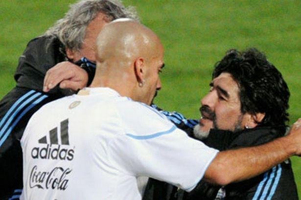 “No estoy peleado, puedo sentarme a charlar con Diego”