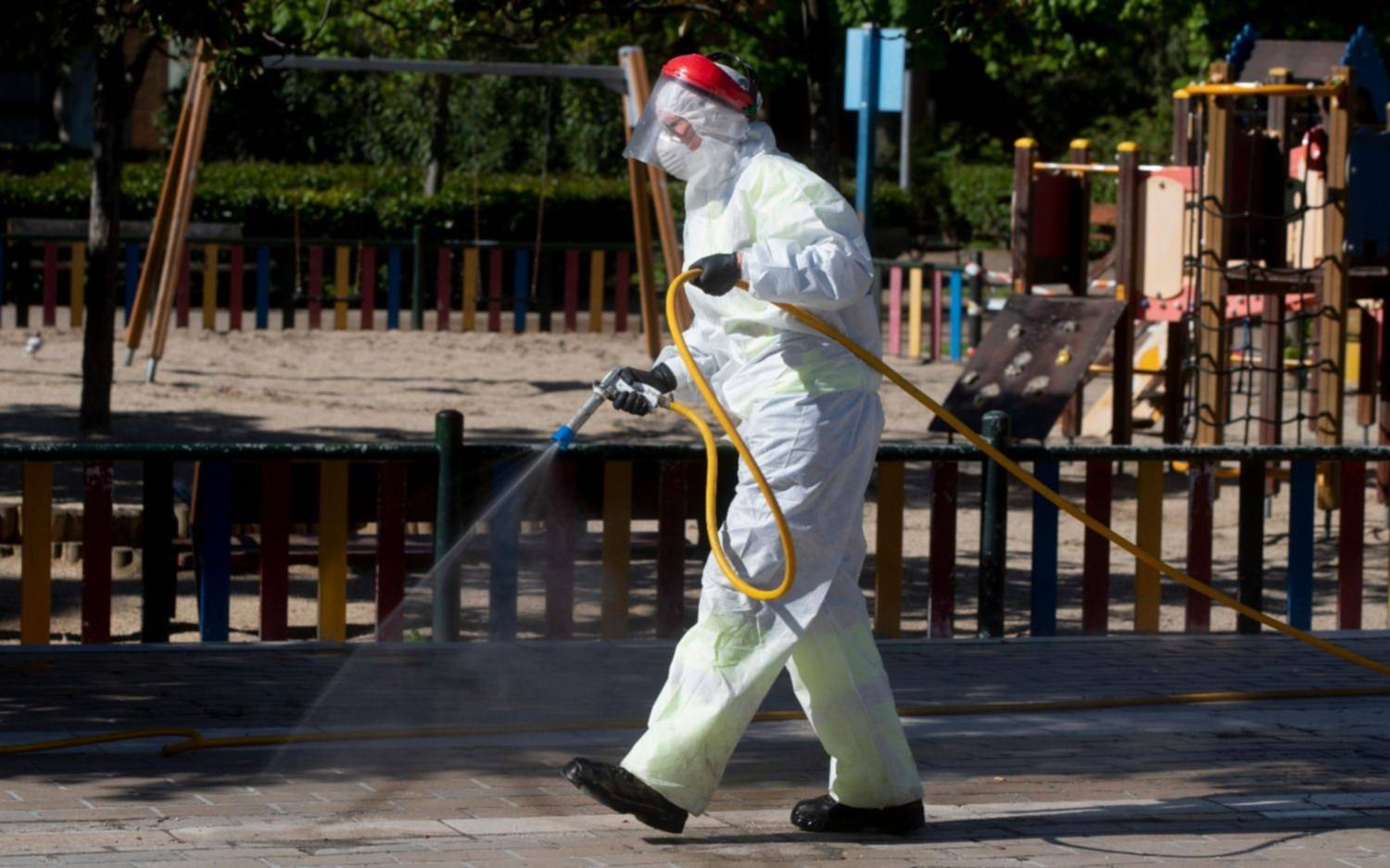 Con 440 muertos, la cifra diaria de fallecidos por coronavirus sigue estable en España