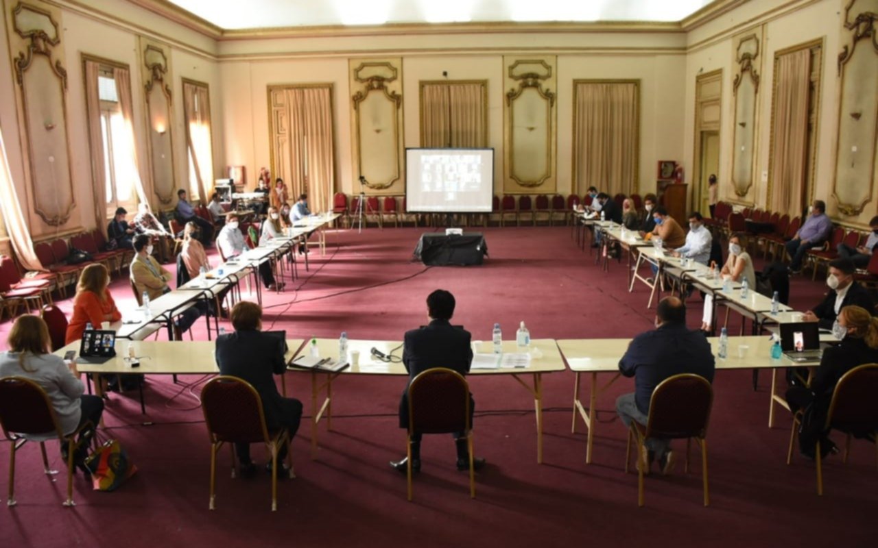Cambiemos reclama volver a sesionar en la Legislatura bonaerense