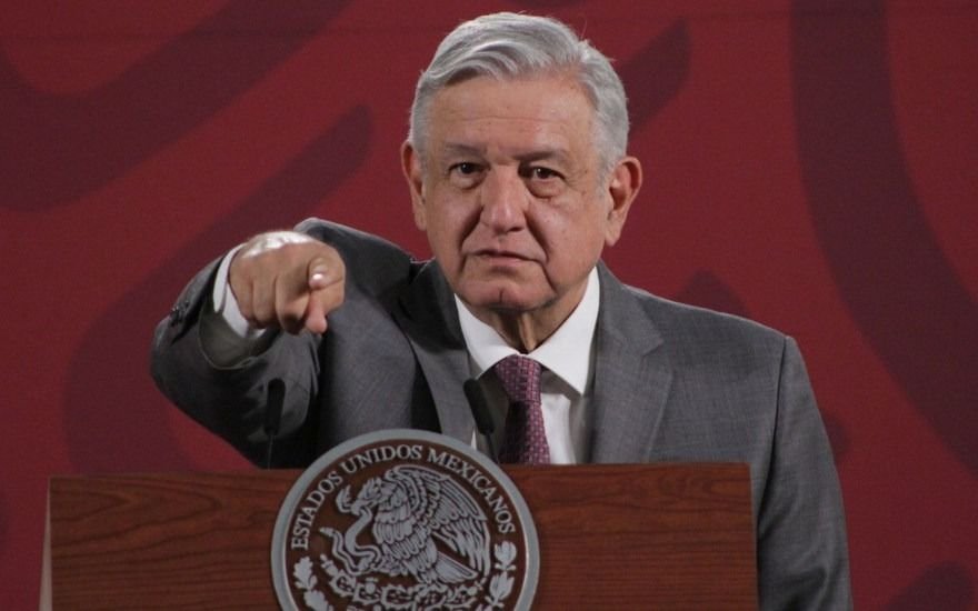 El presidente de México critica ayudas de narcos por coronavirus