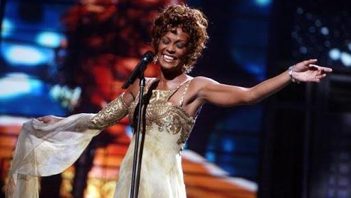 La vida de Whitney Houston será retratada en el cine
