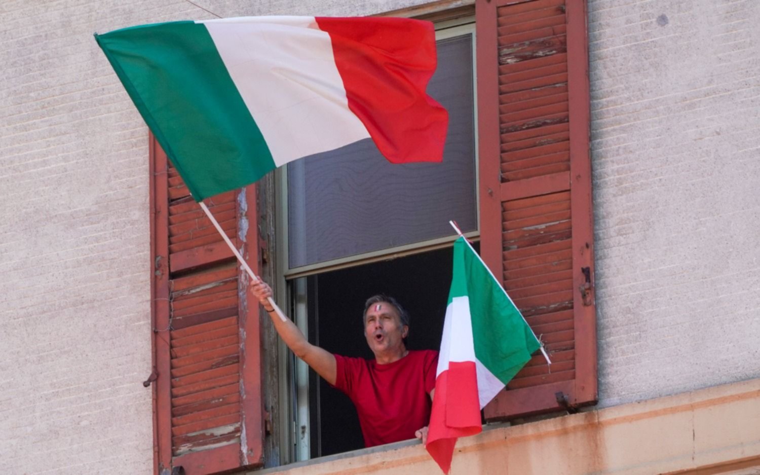 260 nuevos muertos en Italia: la cifra más baja por día desde el 14 de marzo