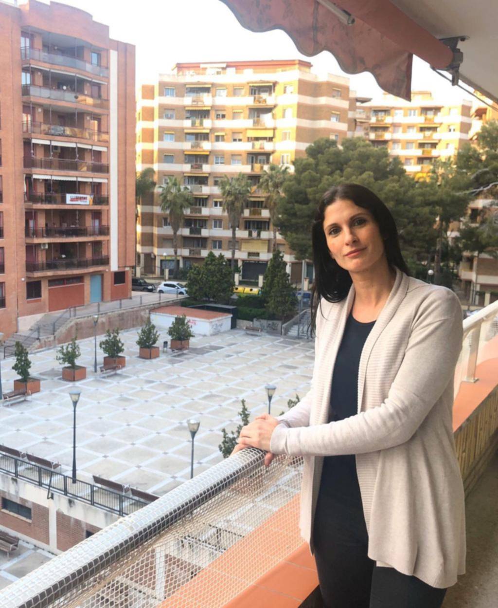 Vive en Cataluña y contó que en España el personal de salud “no estaba valorado”