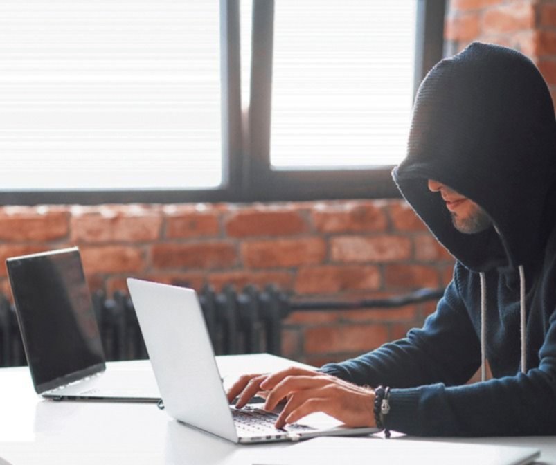 Piratas al abordaje: se dispara la descarga ilegal por la cuarentena