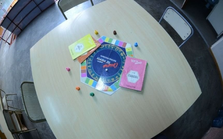 Recreación para pacientes del centro aislamiento en la UNQ