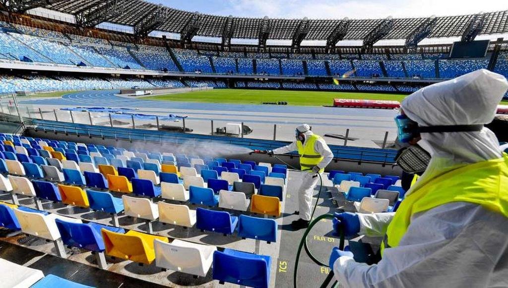 Varias ligas de Europa evalúan el regreso del fútbol, pese al riesgo