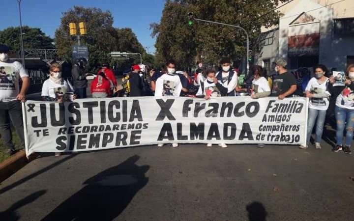 Piden justicia por el joven repartidor asesinado