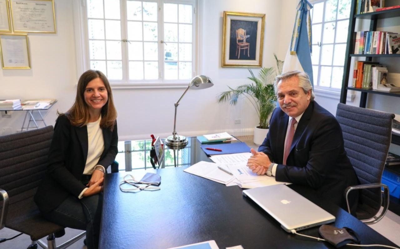 El Presidente recibió a la nueva titular de la ANSES: ¿quién es María Fernanda Raverta?