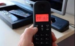 Hace un mes que están sin teléfono y acumulan múltiples reclamos