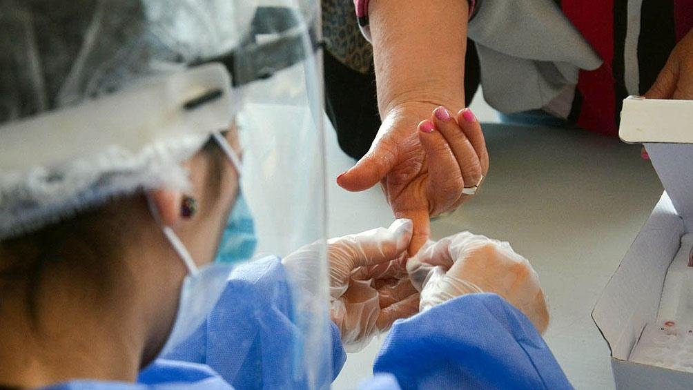 COVID: una parte de los casos sospechosos ya no pasaría por el laboratorio