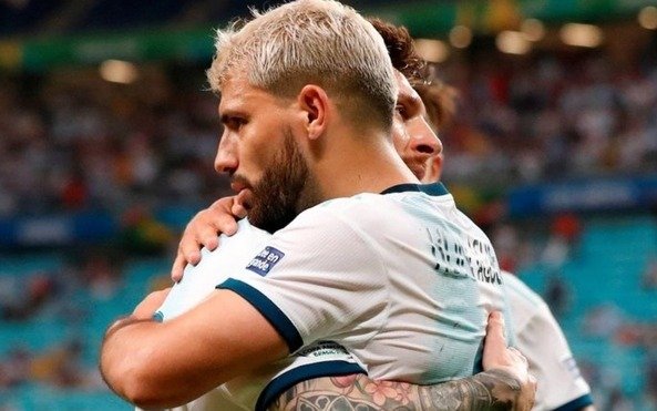 Ni Barcelona ni el PSG: qué equipo que se quedaría con el Kun Agüero 